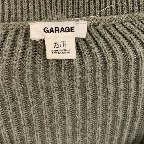 Dark green sweater - Picture 2 of 3